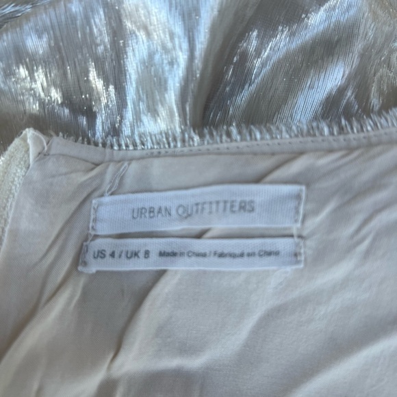Urban Outfitters Light gold Shimmery eyelash unicorn High Waist shorts size 4 - Picture 10 of 10